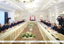 Лукашенко требует четко разделить обоснованное и необоснованное посредничество