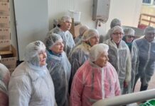 Сладкая экскурсия: стародорожане посетили производство легендарного мороженого