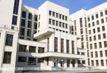 В Беларуси увеличена финансовая поддержка детей-сирот