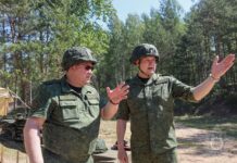 Генерал-майор Павел Муравейко посетил одну из воинских частей Стародорожского района