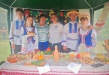 Семья Лопаткиных представляет район на областном этапе «Властелина села»