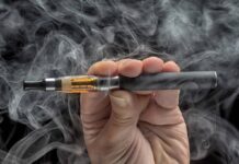 Спрятанная угроза: как распознать, что ребенок курит электронные сигареты