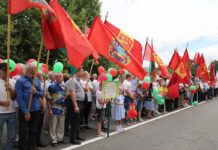 Память поколений: в Старых Дорогах прошел торжественный митинг ко Дню Независимости