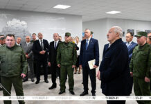 «Это основа любой армии». Лукашенко посетил уникальное отечественное производство стрелкового оружия