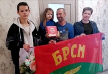 Акция «В школу с Добрым Сердцем» продолжает шагать по району