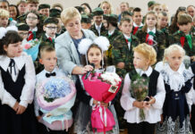 В средней школе №3 прозвенел первый звонок
