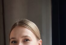 «Сегодня наша жизнь — мирная, стабильная, обеспеченная всеми социальными гарантиями и благами»