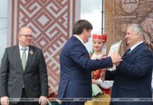 Обладателей Национальной литературной премии назвали в Костюковичах во время Дня белорусской письменности
