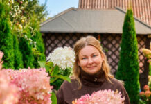 Многодетная мама Екатерина Кривленя создала питомник гортензий с 6 тысячами саженцев